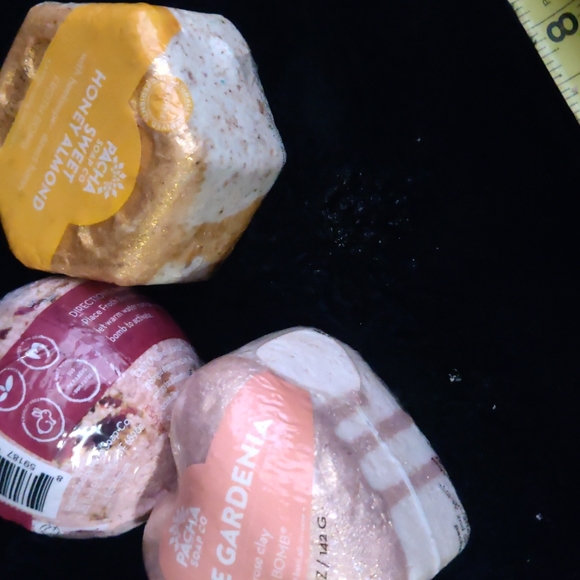 Froth bombs by PACHA soap co. Set of three, new in wrap! - Picture 10 of 10